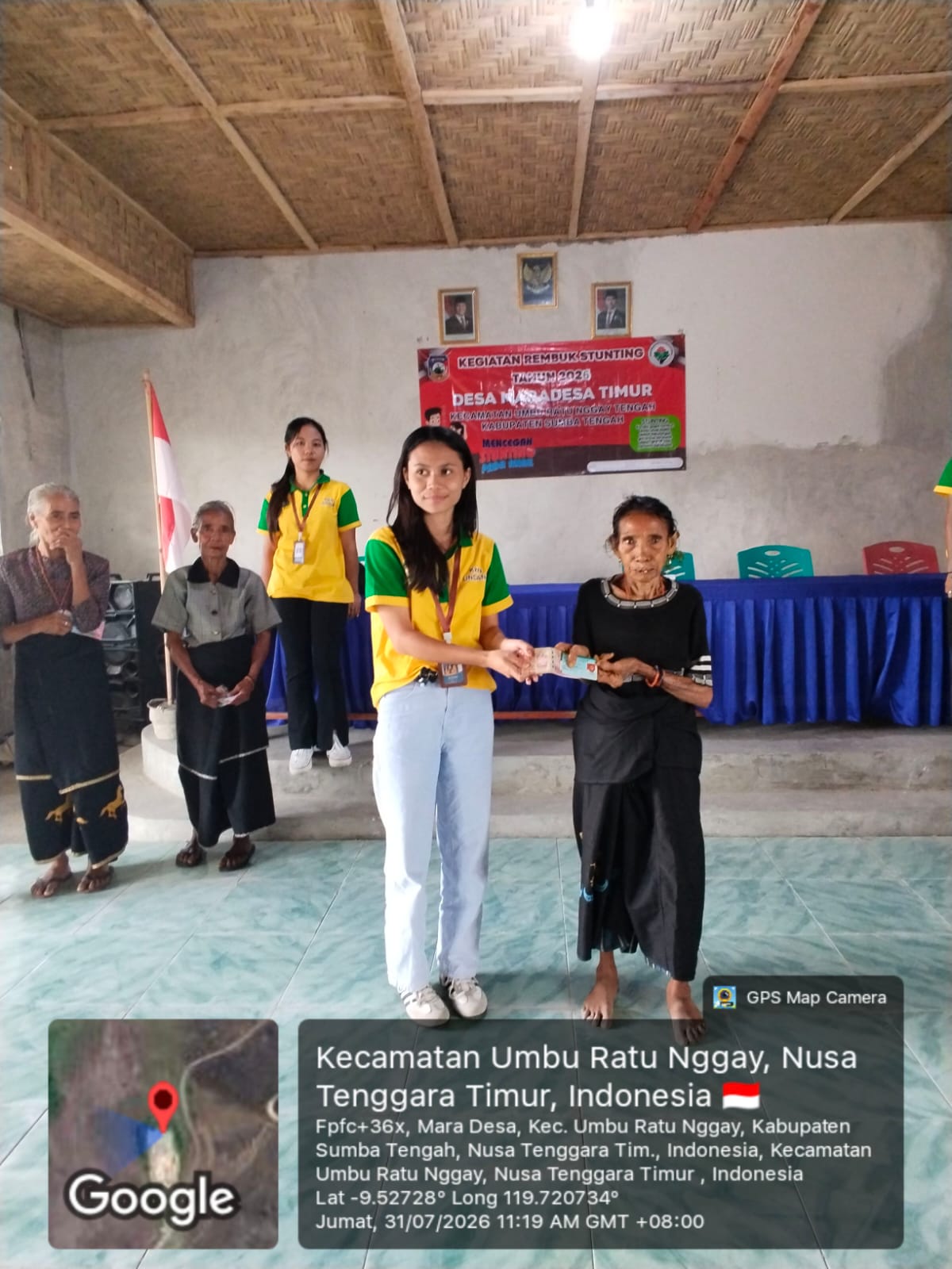 Dokumentasi Kegiatan Rembuk Stunting dan Penyaluran Bantuan Sosial kepada Lansia di Desa Maradesa Timur.
